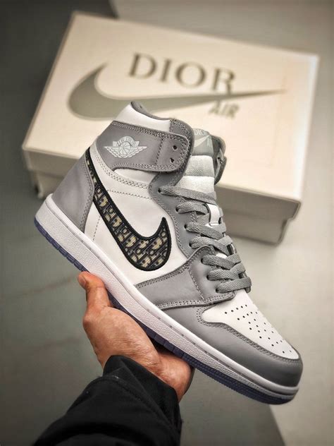 dior nike scarpe|Nike Dior shoes original price.